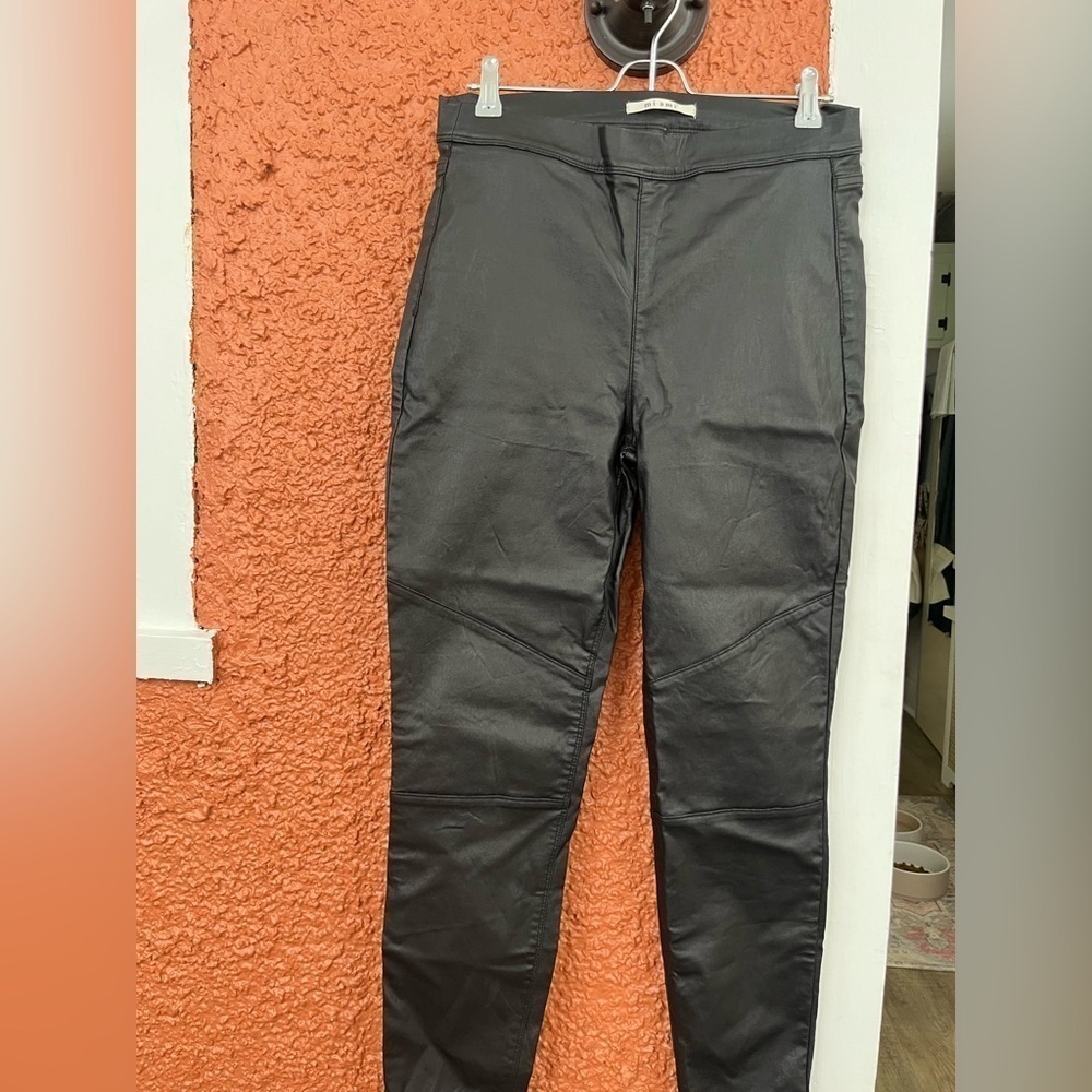 Women’s Faux Black Leather Pants Mi Ami- Size Large
